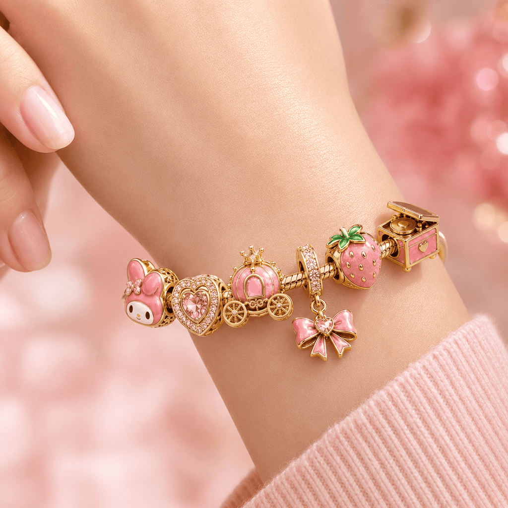 MLD Gold Charm Bracelet Set VTH
