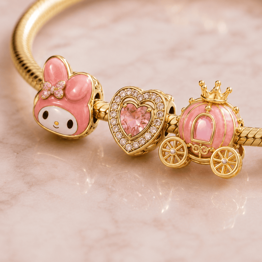 MLD Gold Charm Bracelet Set VTH