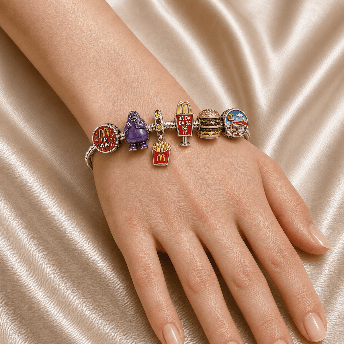 MDN Silver Charm Bracelet Set HQH