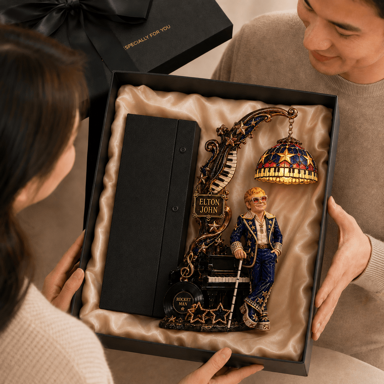 Premium ETJ Bookshelf Figurines Lamp PDL
