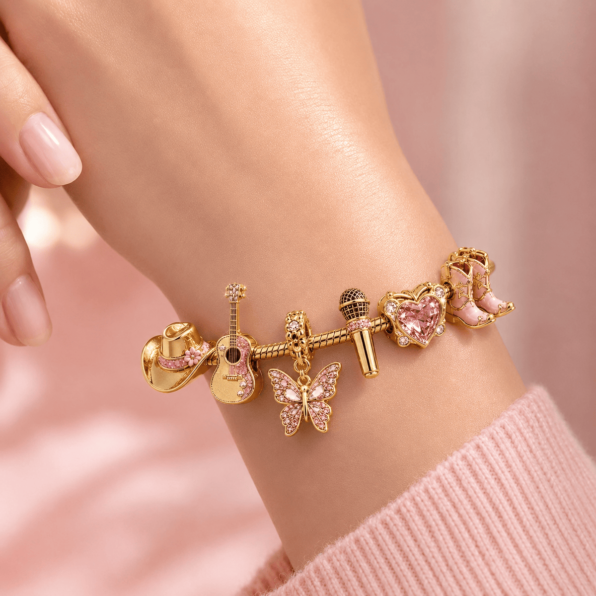 DLPT Gold Charm Bracelet Set VTH