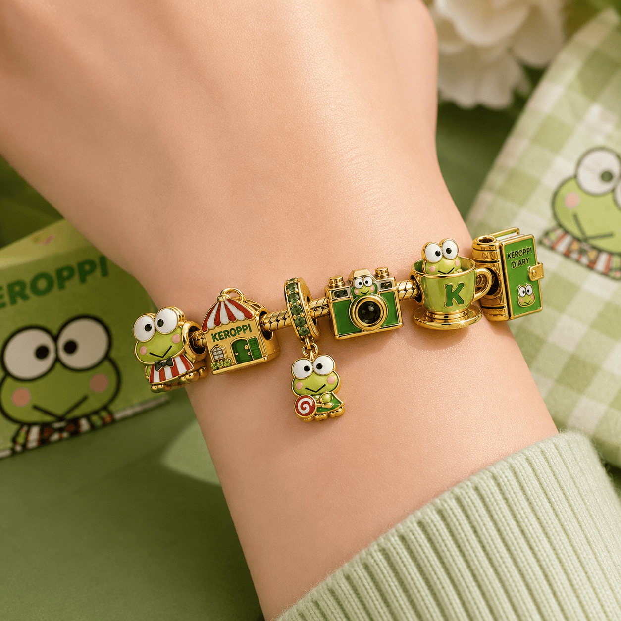 KRP Gold Charm Bracelet Set VTH
