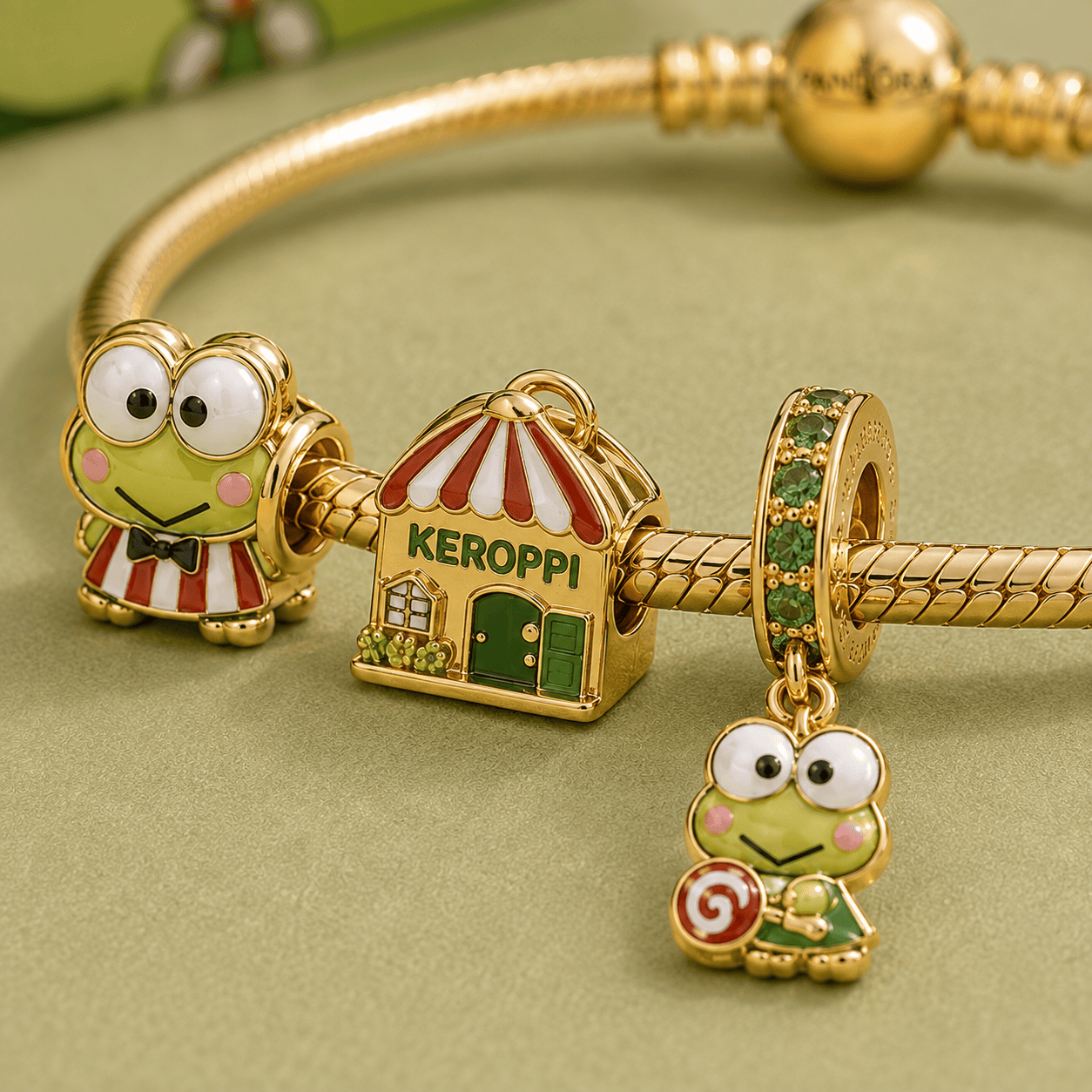 KRP Gold Charm Bracelet Set VTH